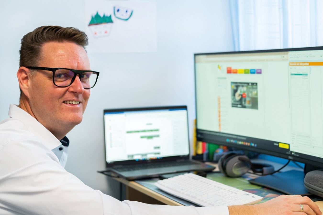 Vecsera Gergely - Könyveljprofin.hu