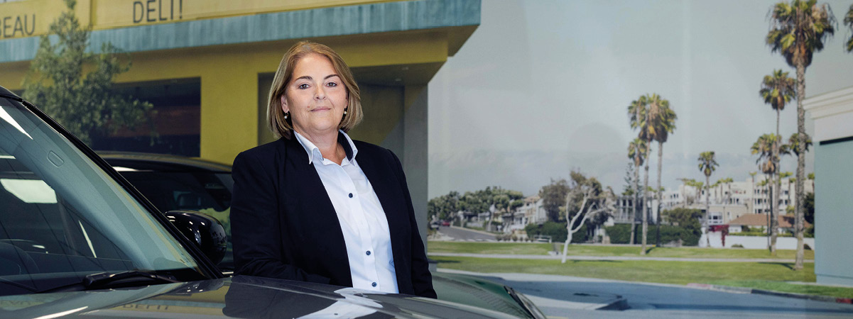 Tóthné Németh Ilona - Leier Autó